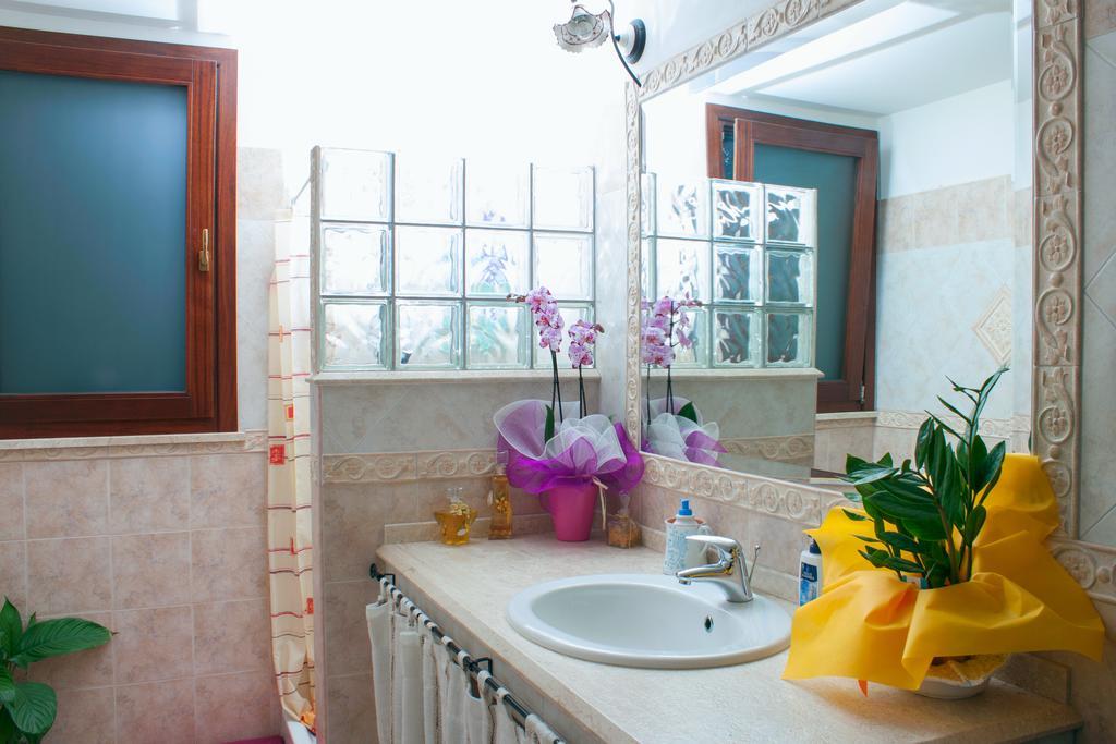 Il Vecchioliveto Di Ornella Bed & Breakfast Marrubiu Room photo